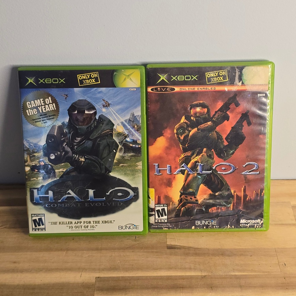 Microsoft Halo Combat Evolved and Halo 2 Xbox Video Game Bundle Green Original